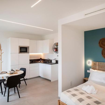 Gentile 46 Blu Luxury Flat Lejlighed Bari Eksteriør billede