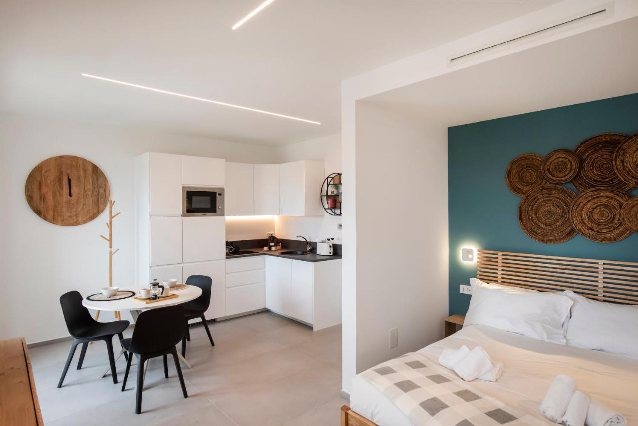 Gentile 46 Blu Luxury Flat Lejlighed Bari Eksteriør billede
